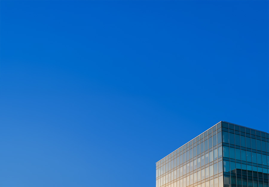 Global Investment Bank — Customer Experience Enhancement