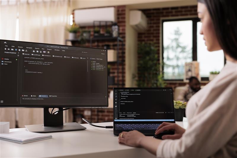 IT admin daily workflow with Microsoft 365 Copilot.